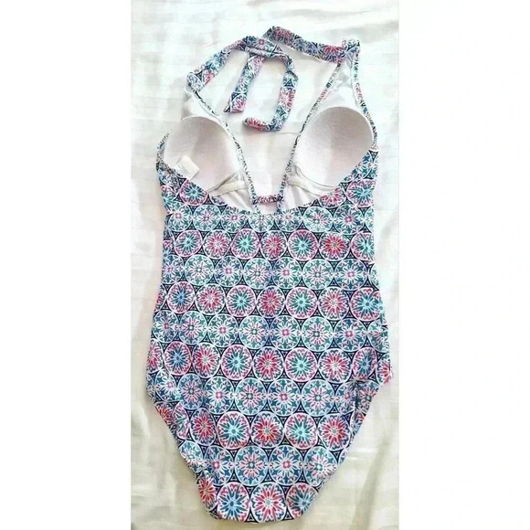 Cleanwater Geometric Deep‎ Cut Halter Swimsuit Size Medium - Picture 2 of 4